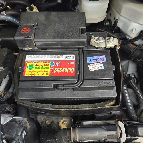 thay ắc quy colossus din43 ah xe toyota cross